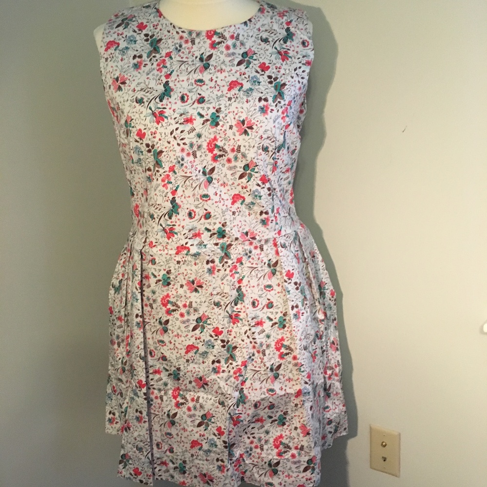 Gap Fit and Flare Floral Dress